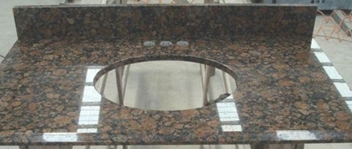 Customized Size River White Granite Kitchen Counter Top Project
